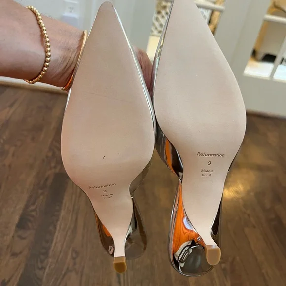 NWT and bags Reformation kitten heel mule in silver mirror! Size 9 (runs small) - Picture 7 of 8